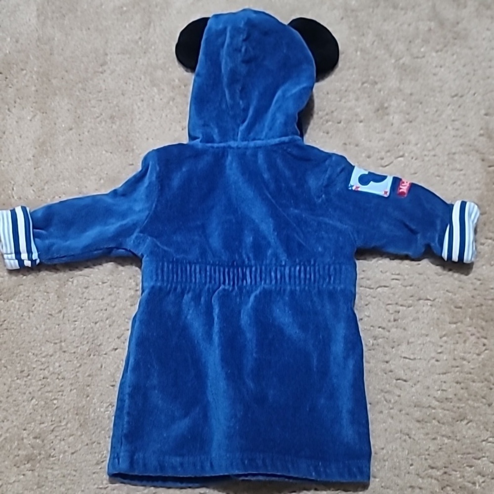 Disney Baby Bathrobe Featuring Mickey Mouse - Picture 6 of 7